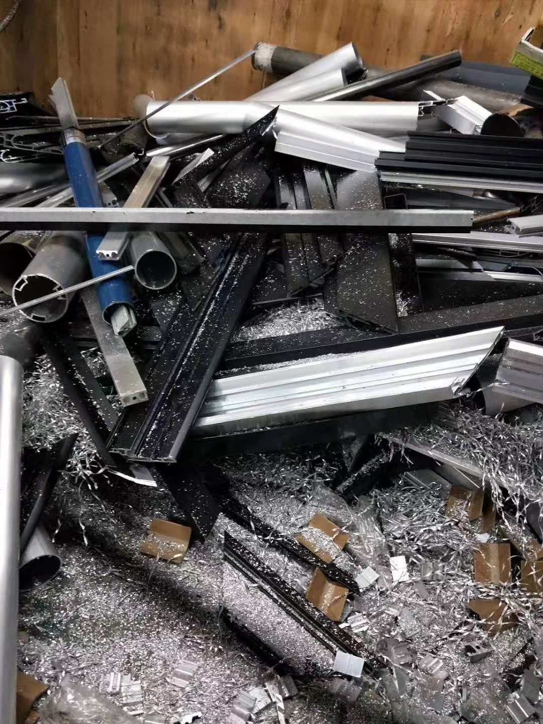 主机卖废铁