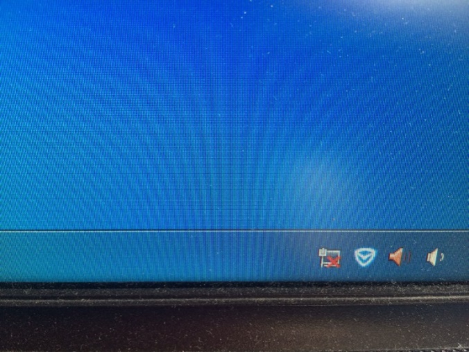 台式主机网线绿灯一直亮