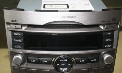 汽车主机突然有音突然没音