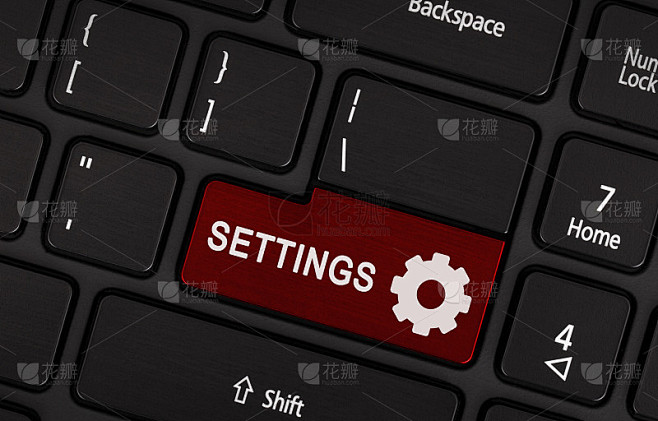 主机按钮是红色的