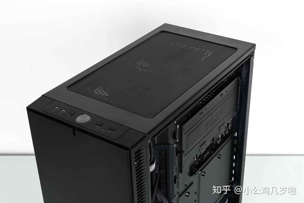 主机后面黑色的