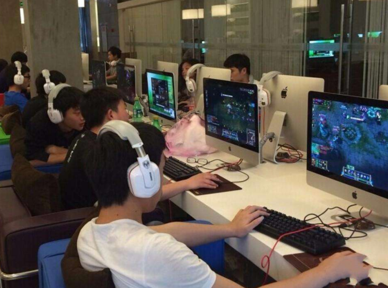 网吧为什么不用主机