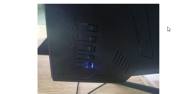 显示器和键盘亮主机不亮
