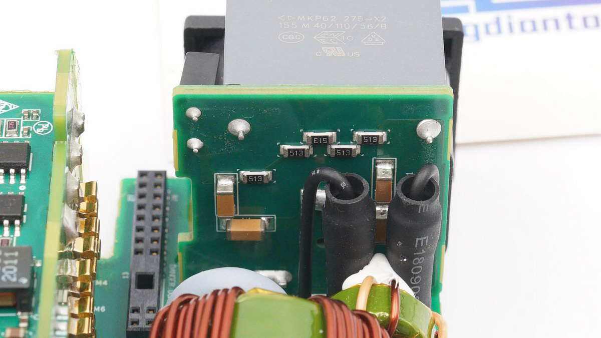 主机电源是否有保护
