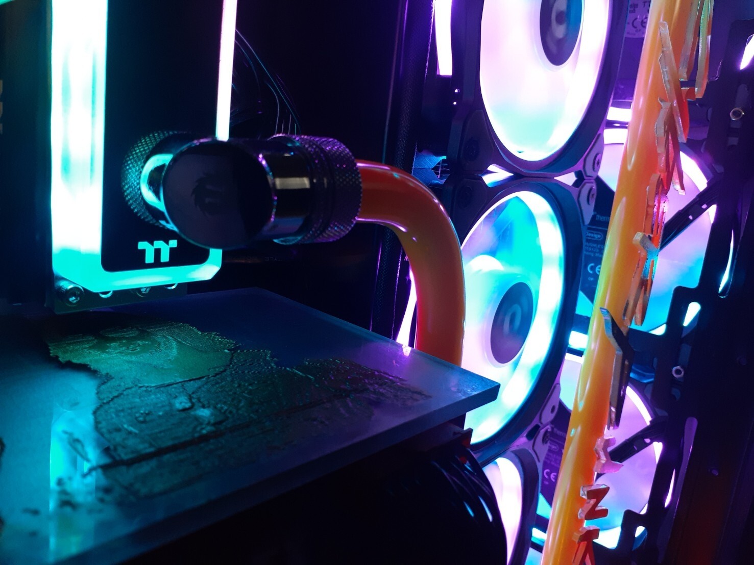 水冷主机如何注水