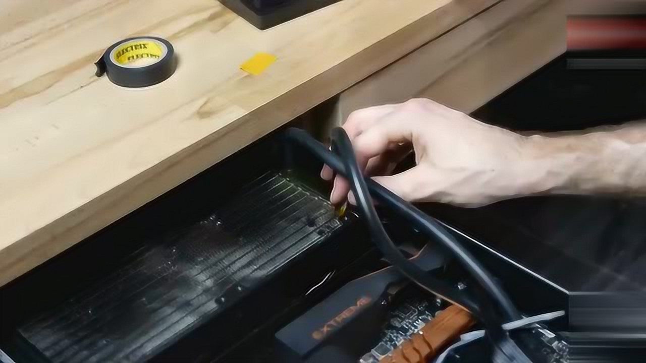把主机藏起来