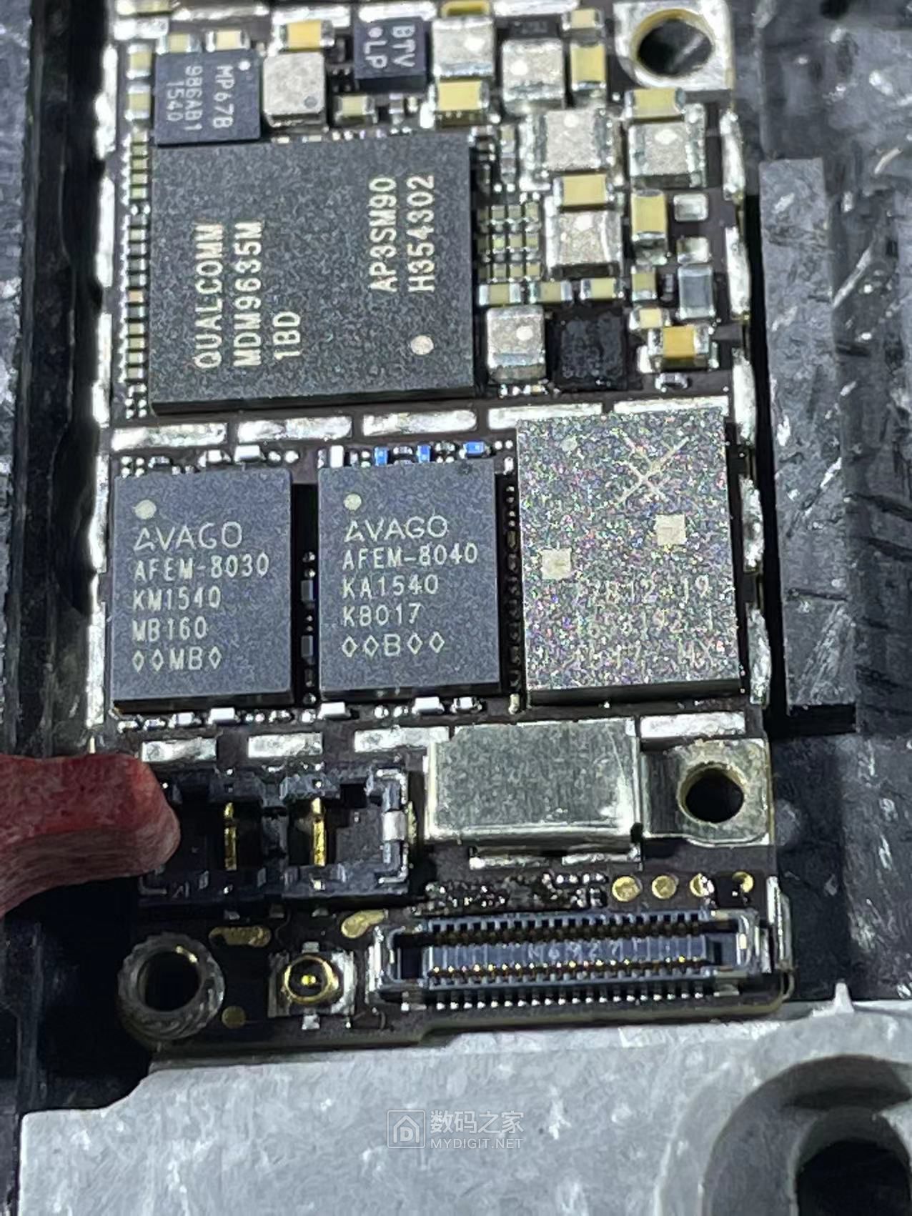 苹果主机烧了还能接电话么