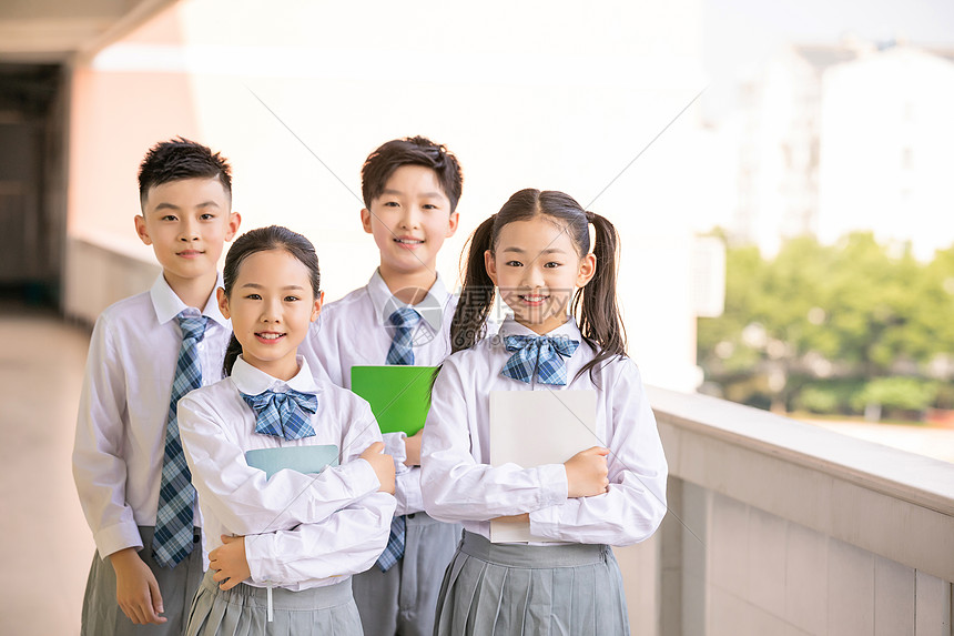 学生跟踪主机