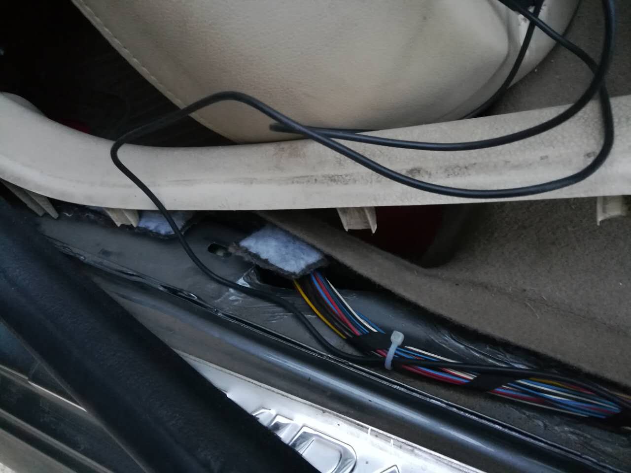 大众波罗原装倒车雷达主机