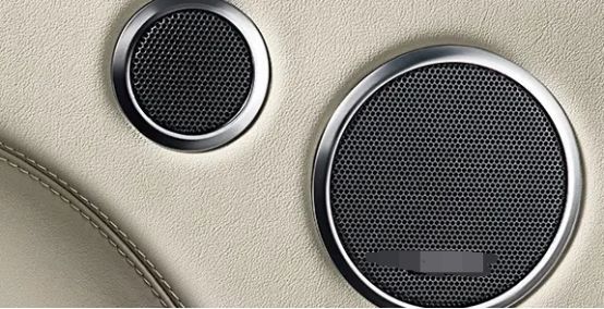 车载音响主机用砖头